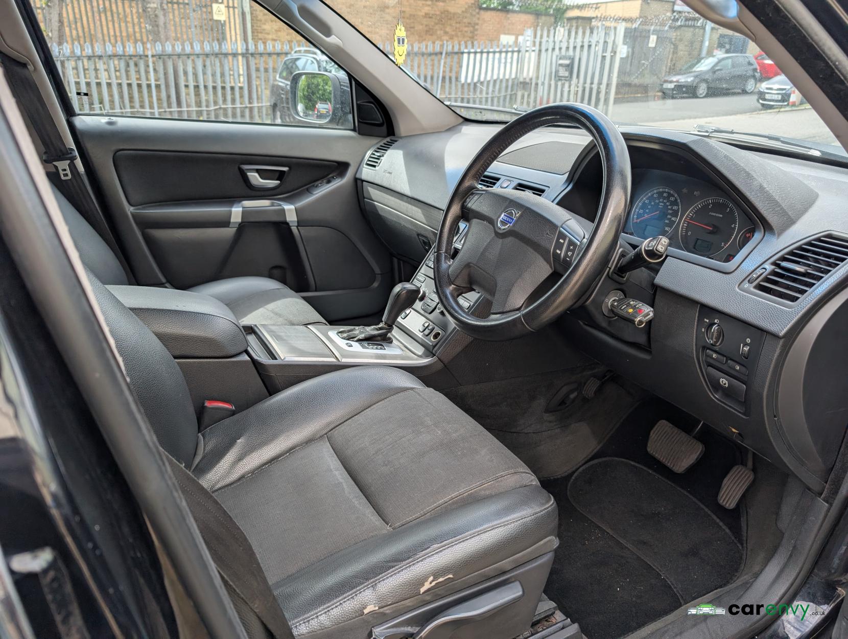 Volvo XC90 2.4 D5 Active SUV 5dr Diesel Geartronic AWD (224 g/km, 182 bhp)