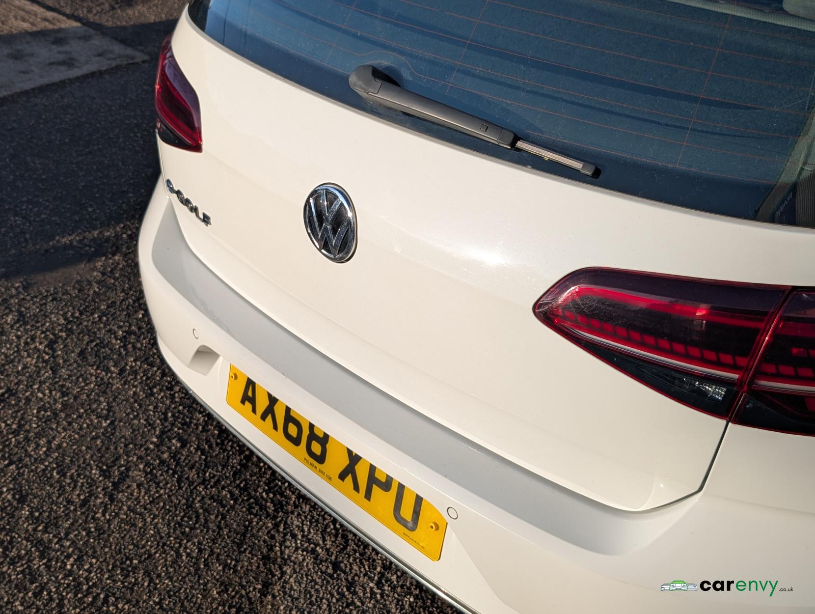 Volkswagen e-Golf 35.8kWh e-Golf Hatchback 5dr Electric Auto (136 ps)