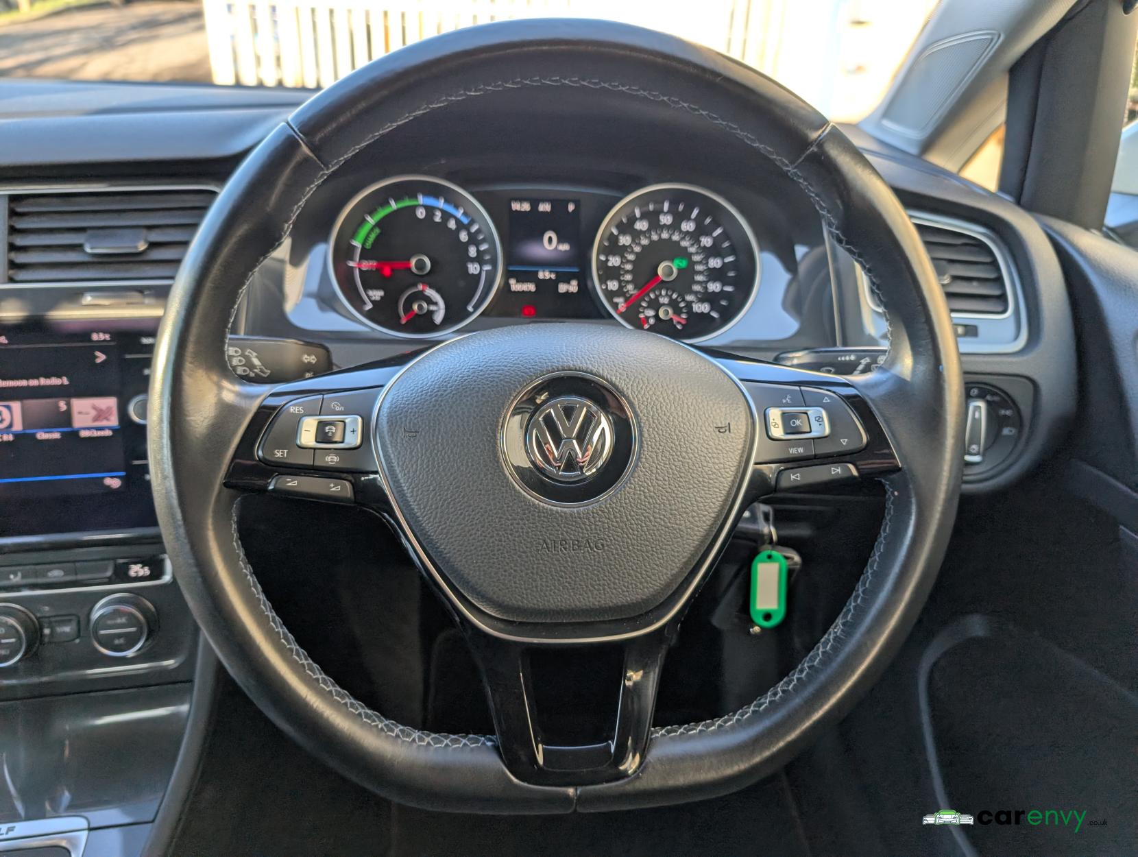 Volkswagen e-Golf 35.8kWh e-Golf Hatchback 5dr Electric Auto (136 ps)