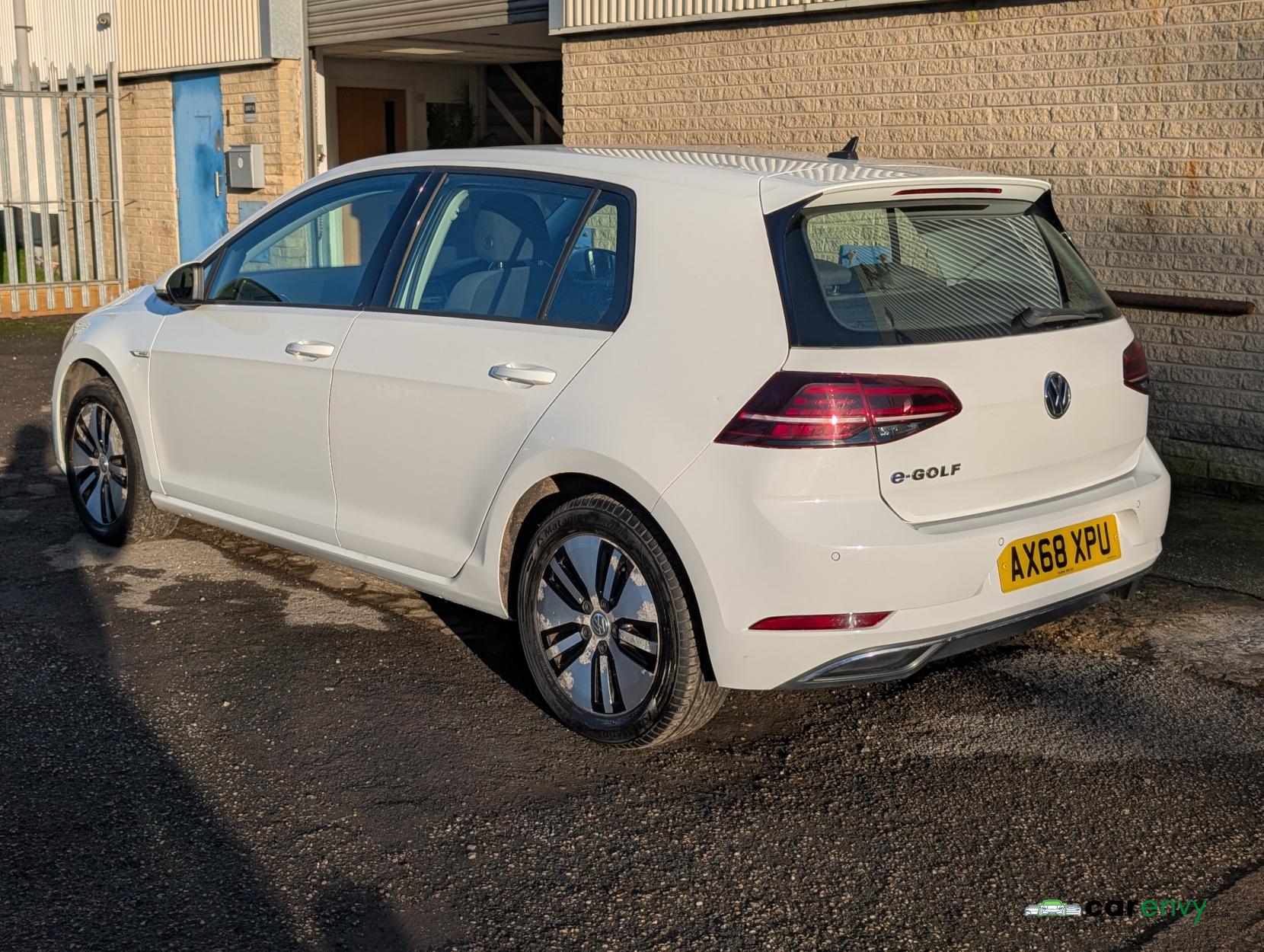 Volkswagen e-Golf 35.8kWh e-Golf Hatchback 5dr Electric Auto (136 ps)