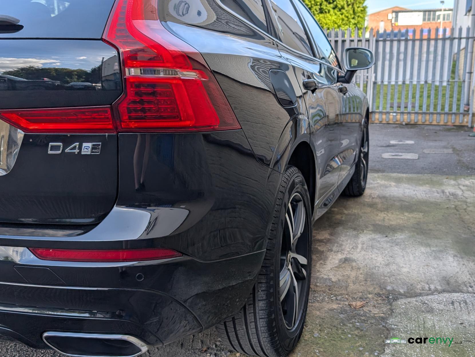 Volvo XC60 2.0 D4 R-Design SUV 5dr Diesel Auto AWD Euro 6 (s/s) (190 ps)