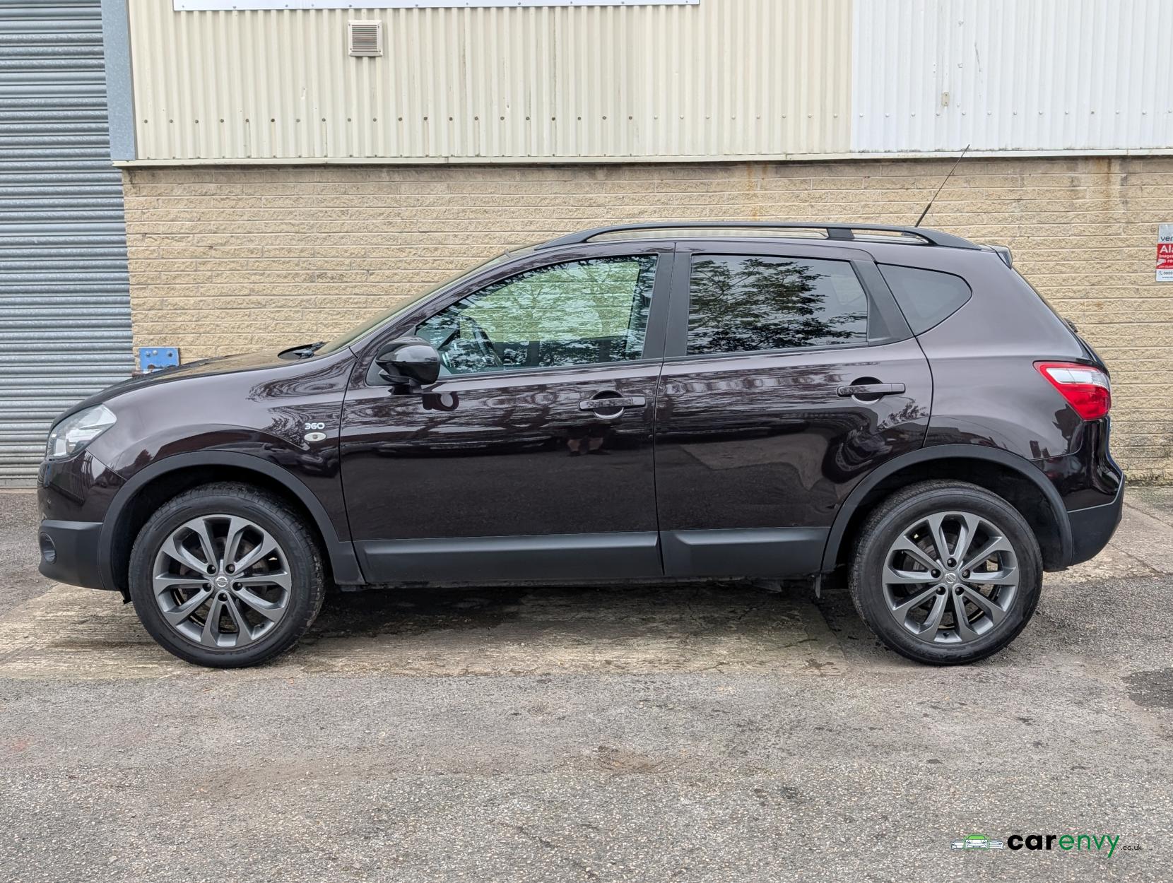 Nissan Qashqai 1.6 360 SUV 5dr Petrol Manual 2WD Euro 5 (117 ps)