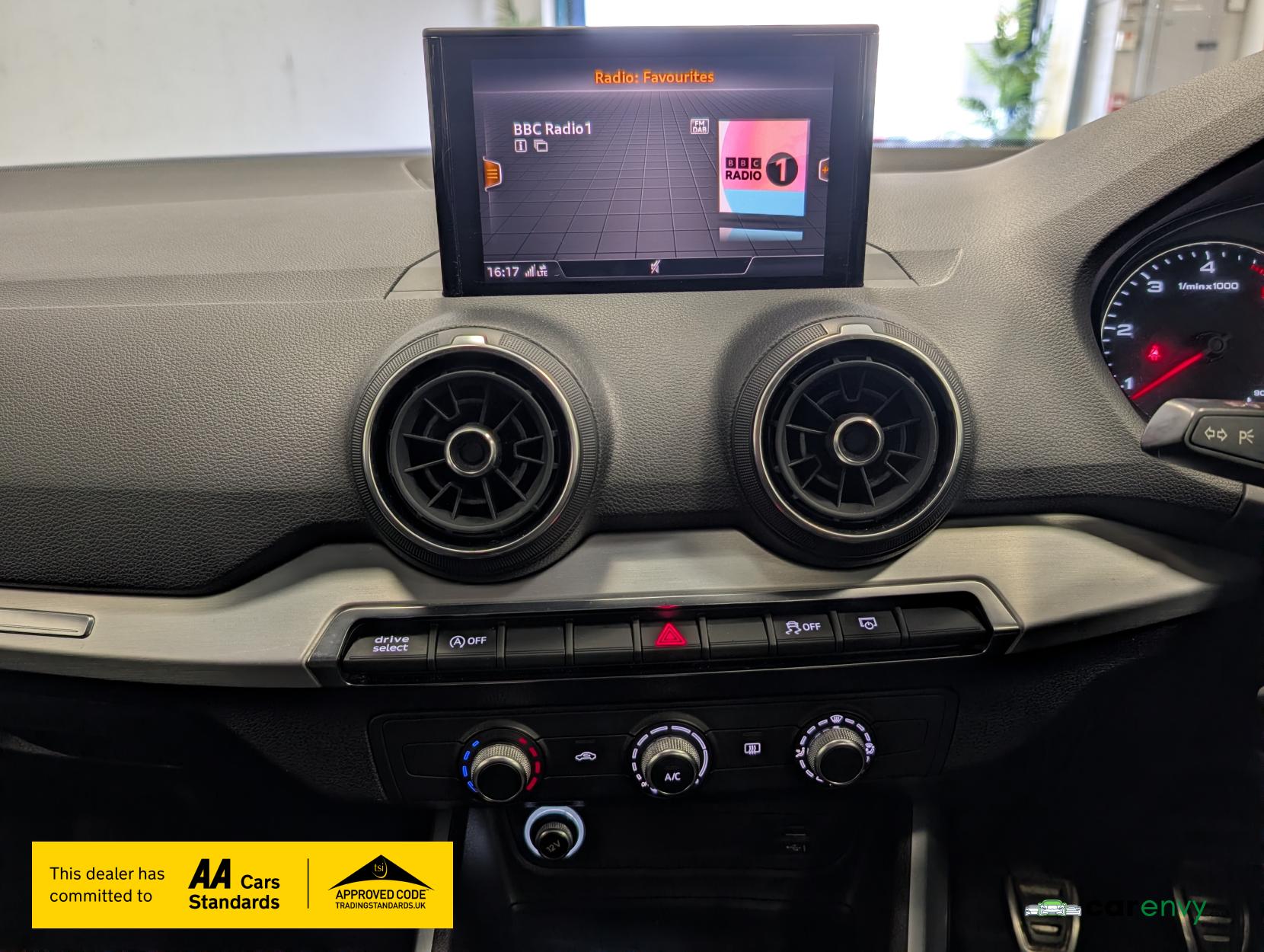 Audi Q2 1.6 TDI 30 S line SUV 5dr Diesel Manual Euro 6 (s/s) (116 ps)