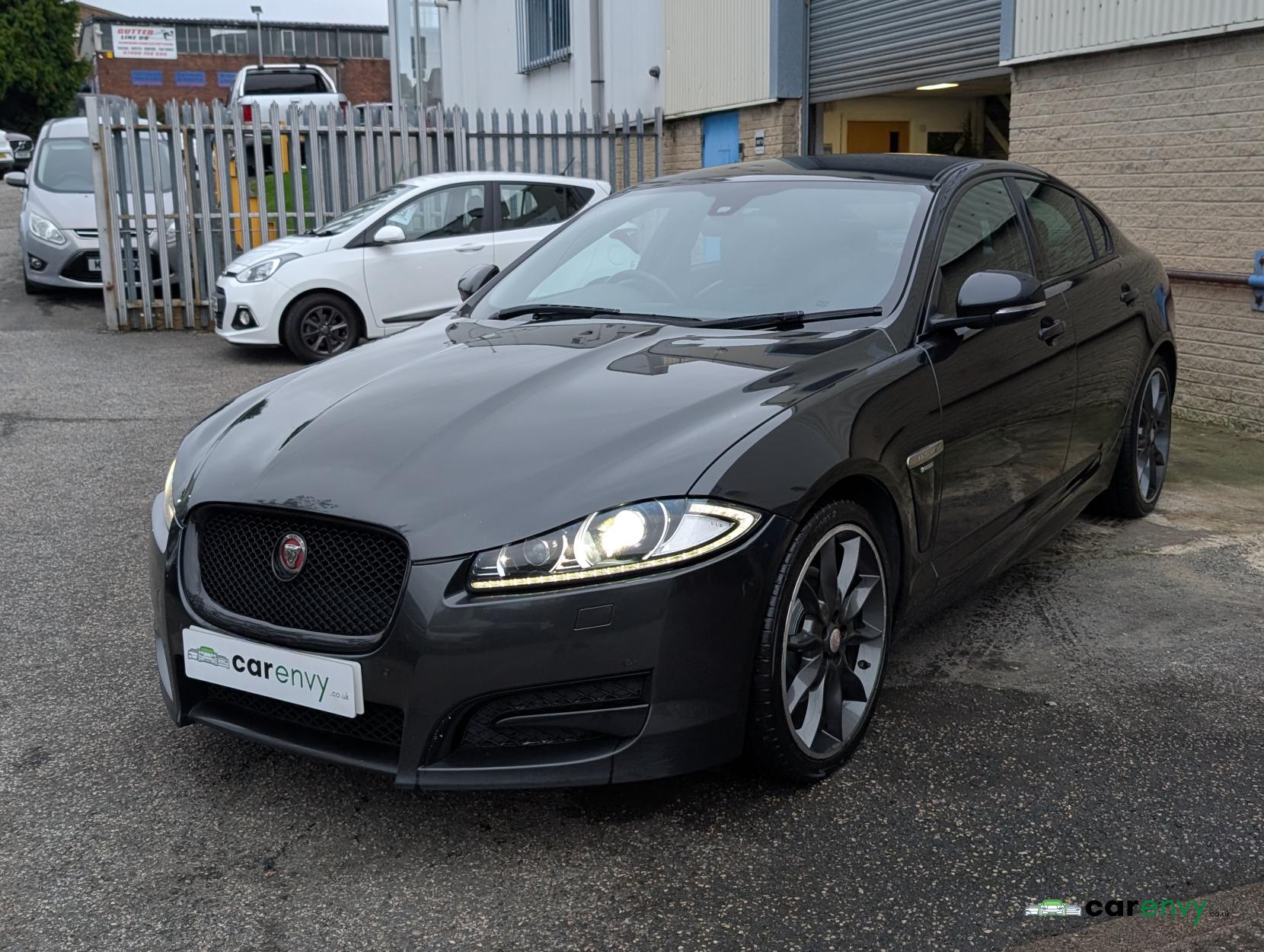 Jaguar XF 2.2d R-Sport Black Saloon 4dr Diesel Auto Euro 5 (s/s) (200 ps)