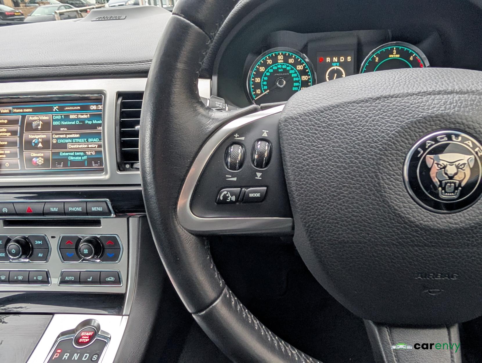 Jaguar XF 2.2d R-Sport Black Saloon 4dr Diesel Auto Euro 5 (s/s) (200 ps)