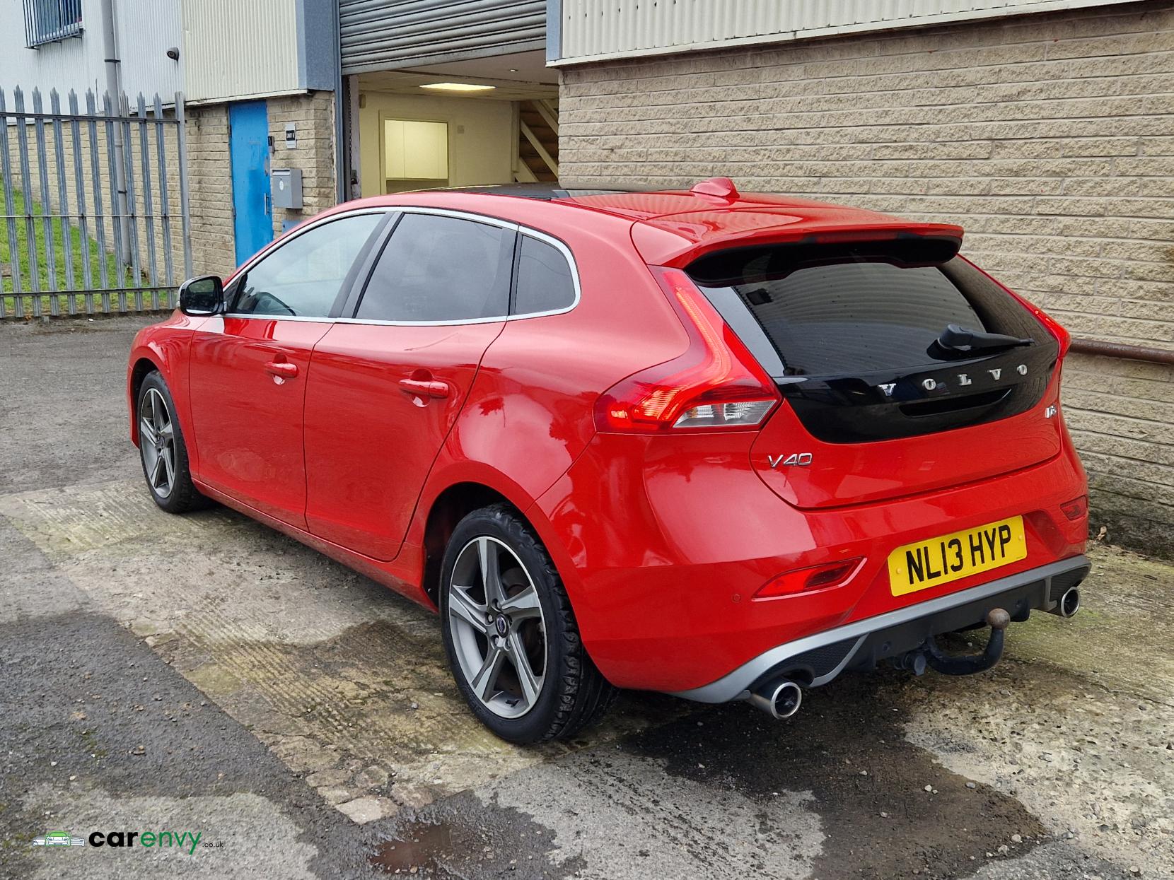 Volvo V40 2.0 D3 R-Design Hatchback 5dr Diesel Geartronic Euro 5 (s/s) (150 ps)