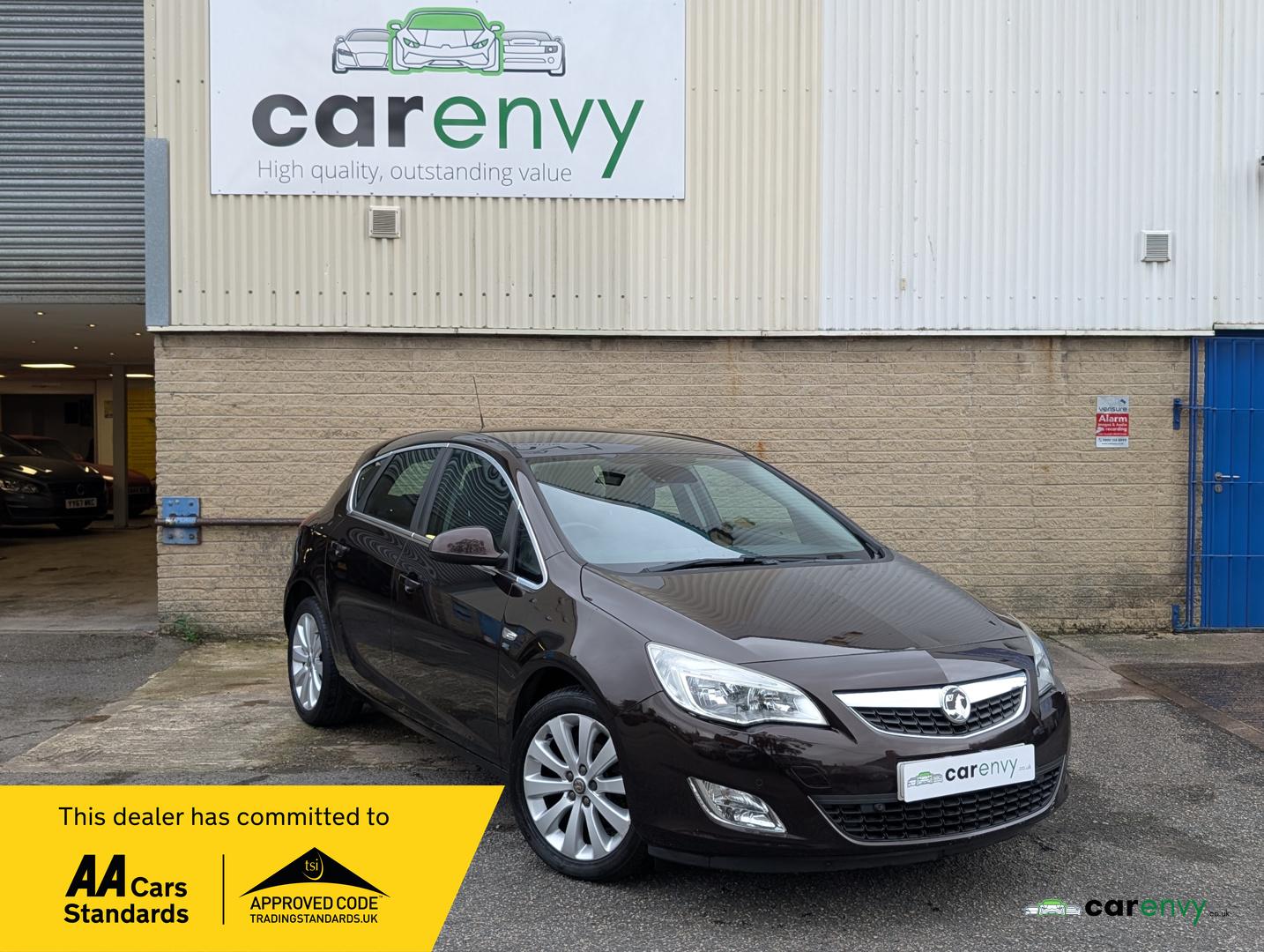 Vauxhall Astra 1.6 16v SE Hatchback 5dr Petrol Manual Euro 5 (115 ps)