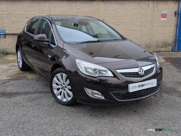 Vauxhall Astra 1.6 16v SE Hatchback 5dr Petrol Manual Euro 5 (115 ps)