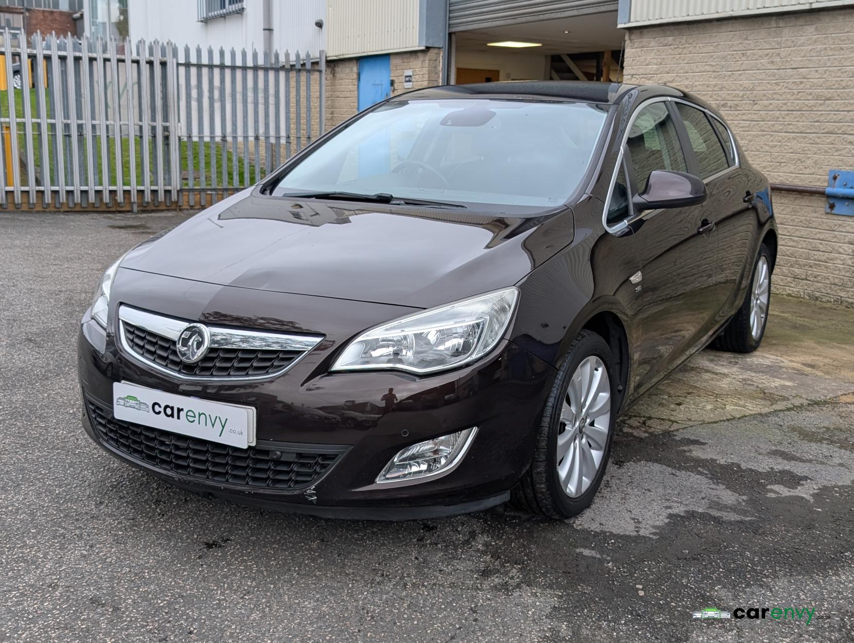 Vauxhall Astra 1.6 16v SE Hatchback 5dr Petrol Manual Euro 5 (115 ps)