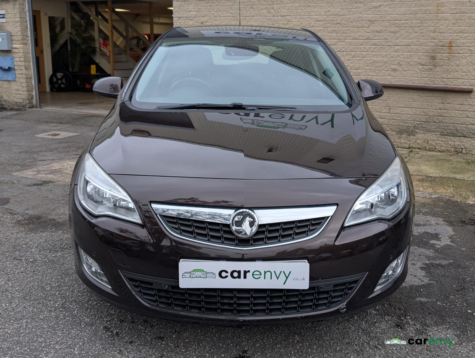 Vauxhall Astra 1.6 16v SE Hatchback 5dr Petrol Manual Euro 5 (115 ps)