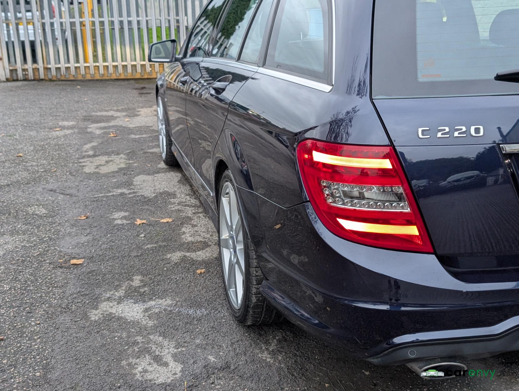 Mercedes-Benz C Class 2.1 C220 CDI BlueEfficiency Sport Estate 5dr Diesel G-Tronic+ Euro 5 (s/s) (170 ps)