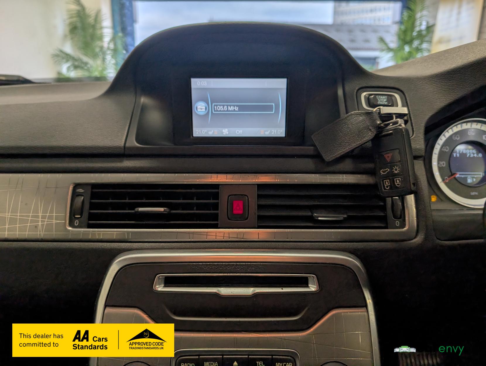 Volvo XC70 2.0 D3 SE Estate 5dr Diesel Geartronic Euro 5 (163 ps)