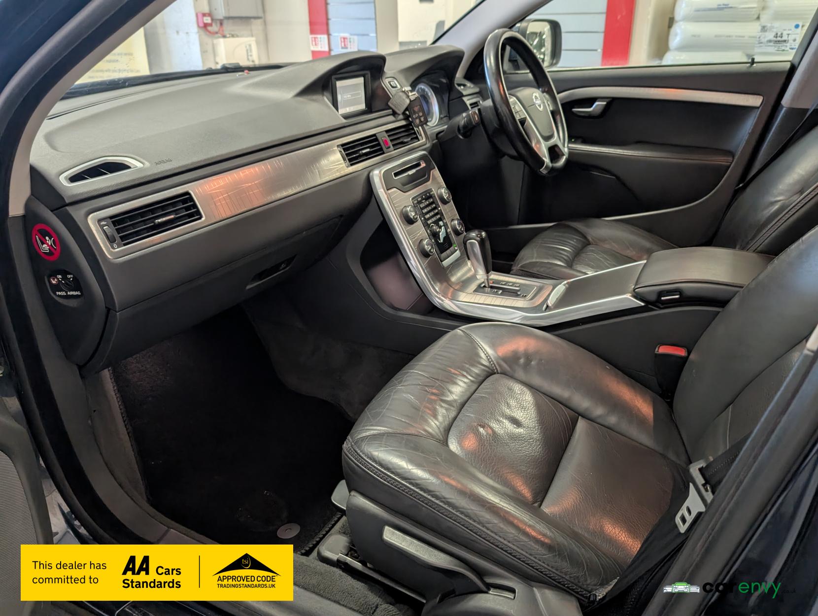 Volvo XC70 2.0 D3 SE Estate 5dr Diesel Geartronic Euro 5 (163 ps)