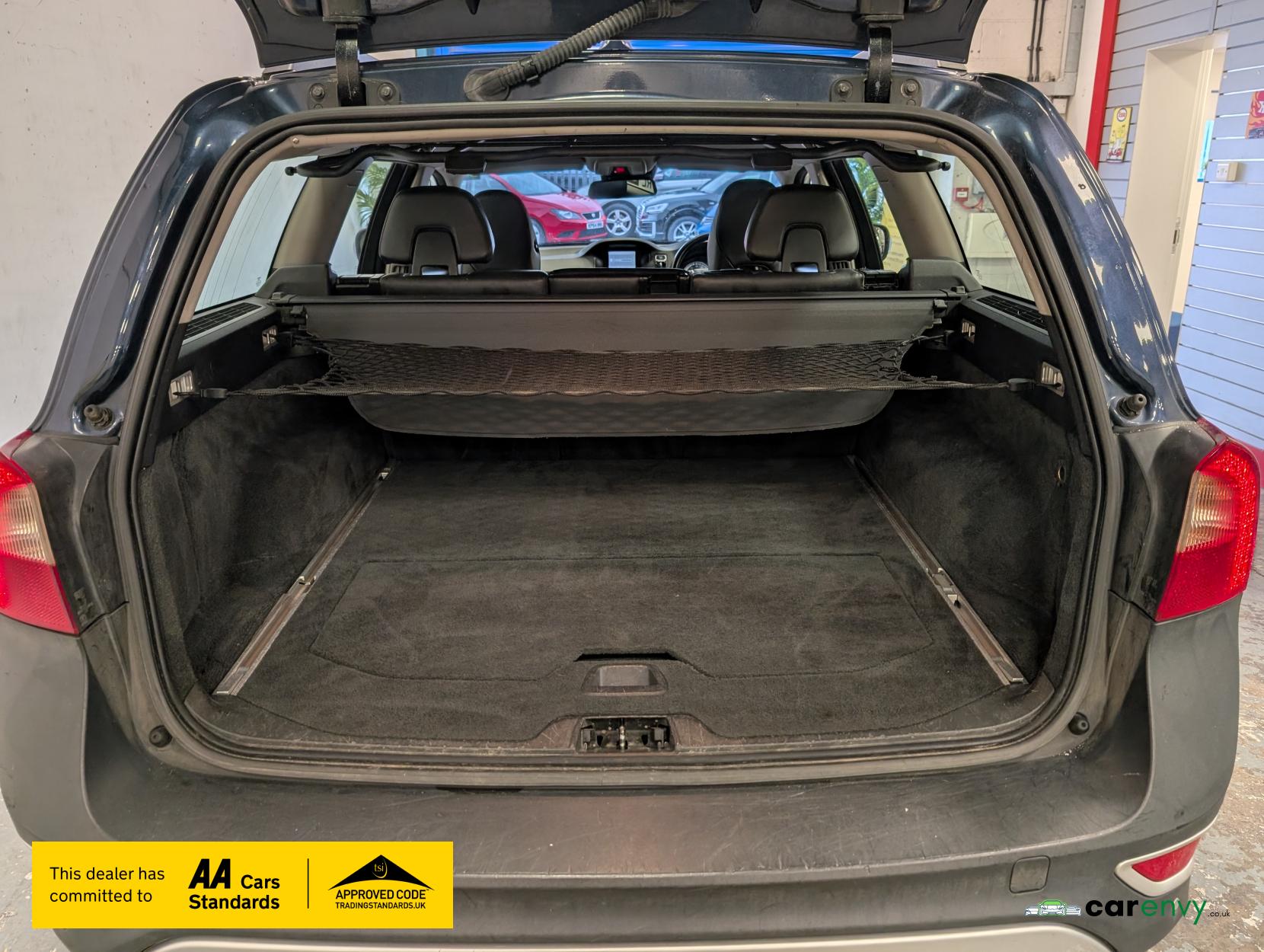 Volvo XC70 2.0 D3 SE Estate 5dr Diesel Geartronic Euro 5 (163 ps)