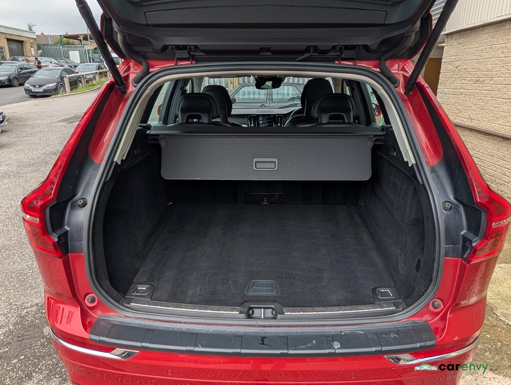 Volvo XC60 2.0 D5 PowerPulse Inscription SUV 5dr Diesel Auto AWD Euro 6 (s/s) (235 ps)