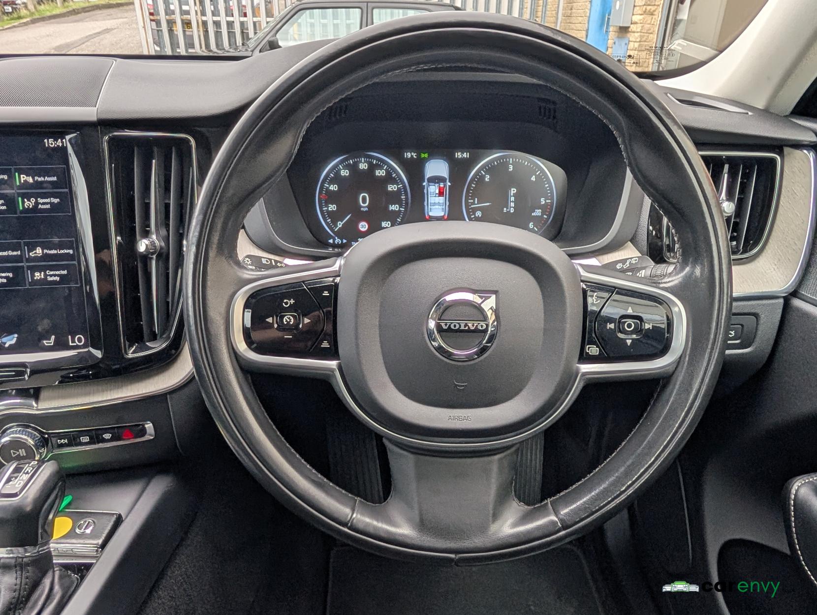 Volvo XC60 2.0 D5 PowerPulse Inscription SUV 5dr Diesel Auto AWD Euro 6 (s/s) (235 ps)