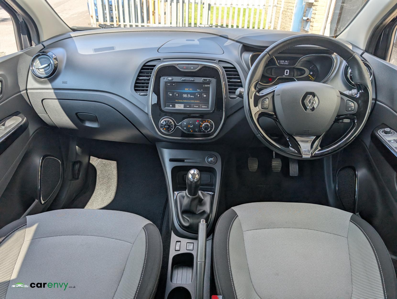 Renault Captur 0.9 TCe ENERGY Dynamique S MediaNav SUV 5dr Petrol Manual Euro 5 (s/s) (90 ps)