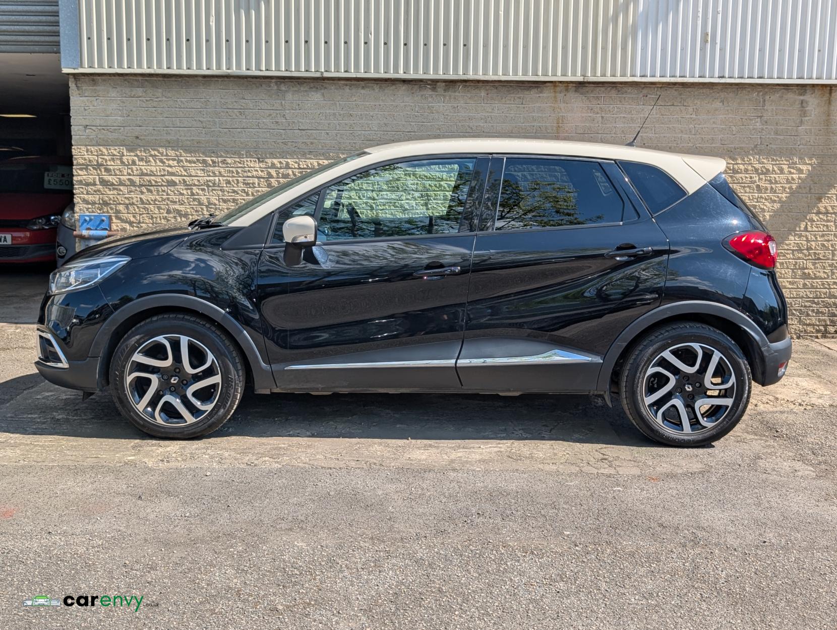 Renault Captur 0.9 TCe ENERGY Dynamique S MediaNav SUV 5dr Petrol Manual Euro 5 (s/s) (90 ps)