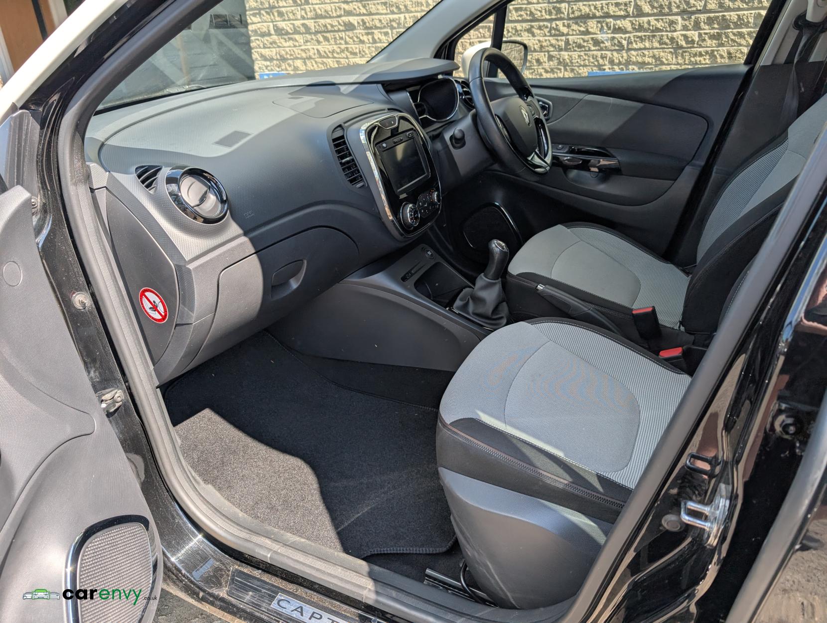 Renault Captur 0.9 TCe ENERGY Dynamique S MediaNav SUV 5dr Petrol Manual Euro 5 (s/s) (90 ps)