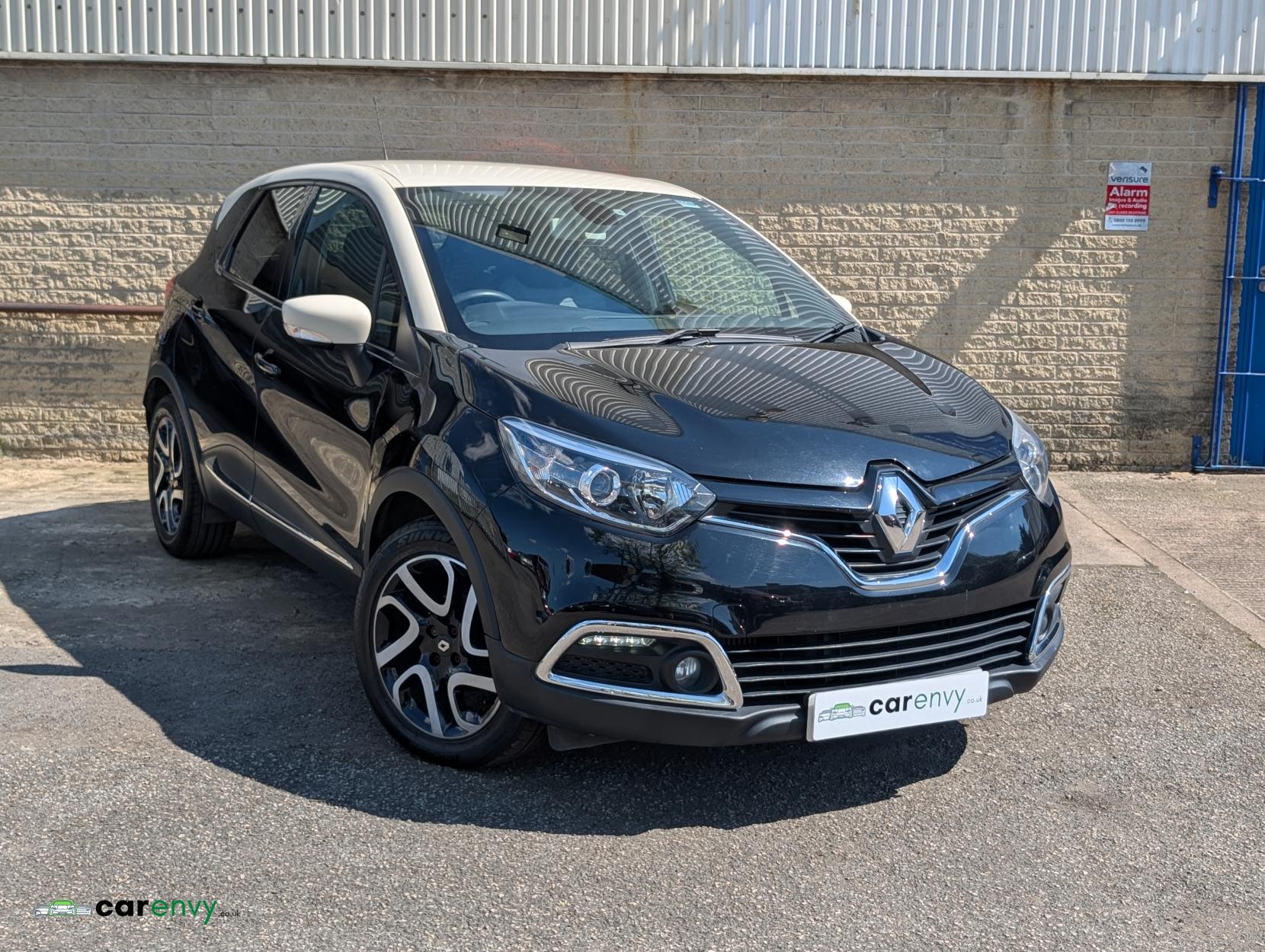 Renault Captur 0.9 TCe ENERGY Dynamique S MediaNav SUV 5dr Petrol Manual Euro 5 (s/s) (90 ps)