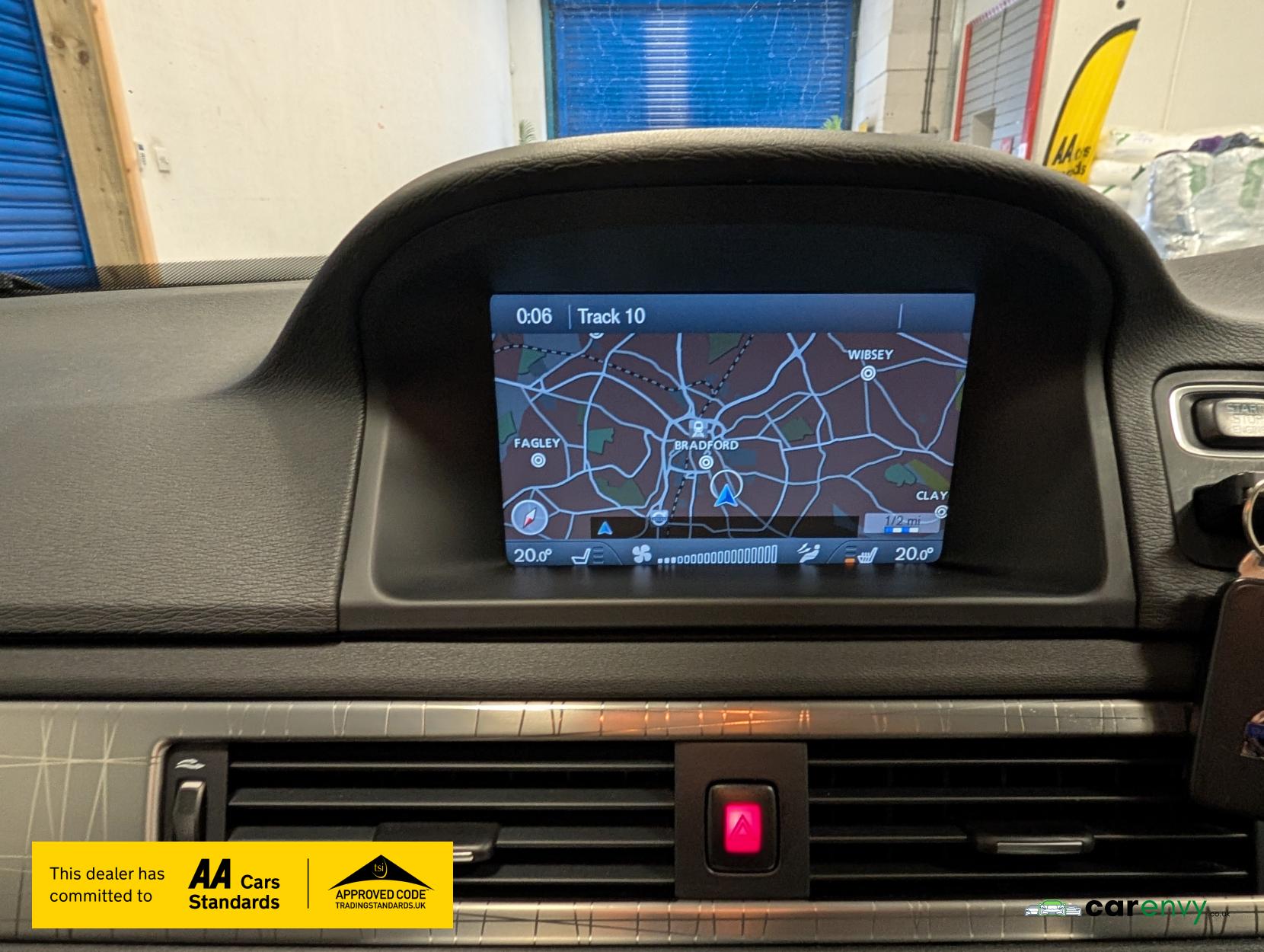 Volvo XC70 2.4 D5 SE Lux Estate 5dr Diesel Geartronic AWD Euro 5 (215 ps)