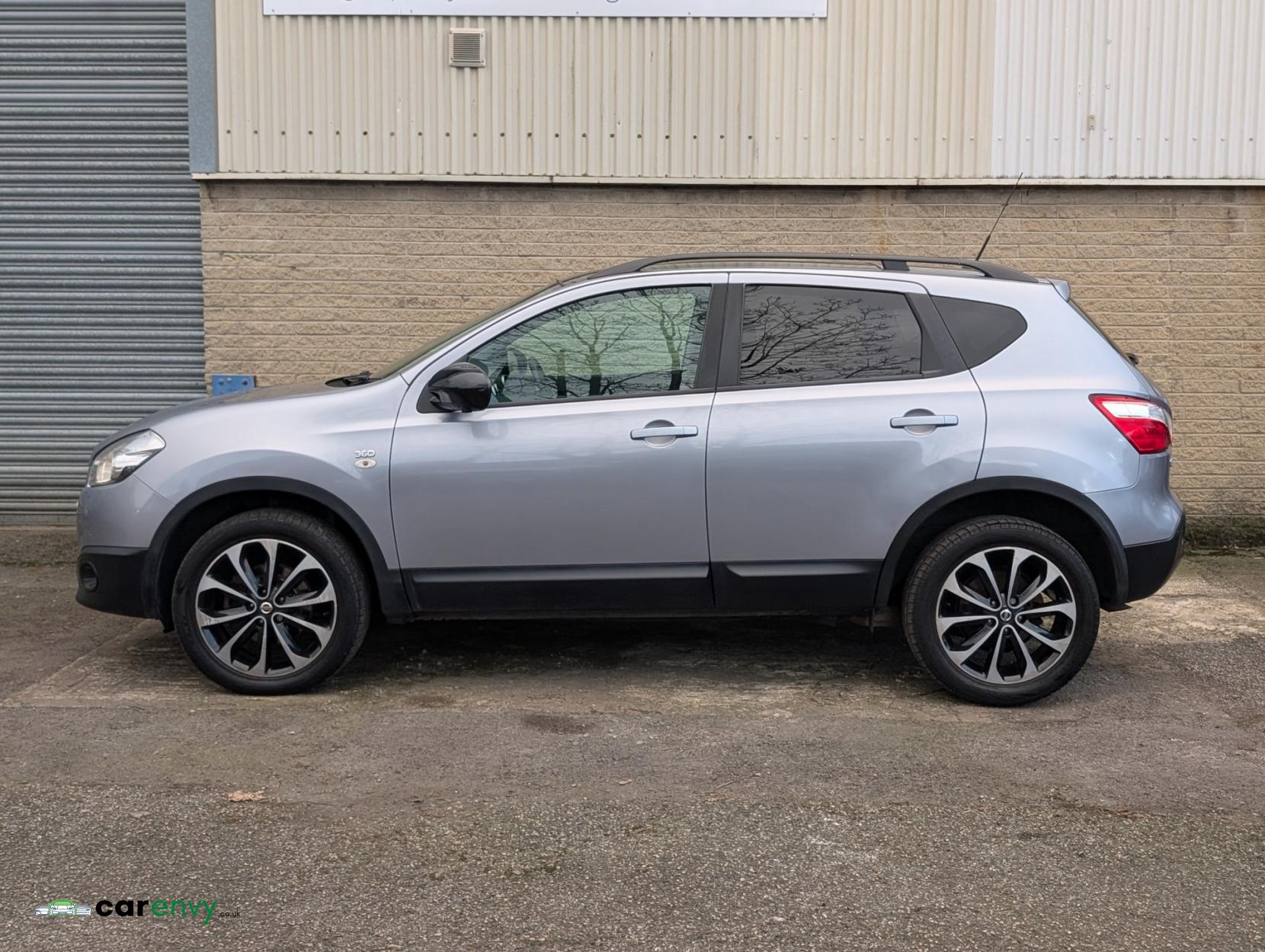 Nissan Qashqai 1.5 dCi 360 SUV 5dr Diesel Manual 2WD Euro 5 (110 ps)