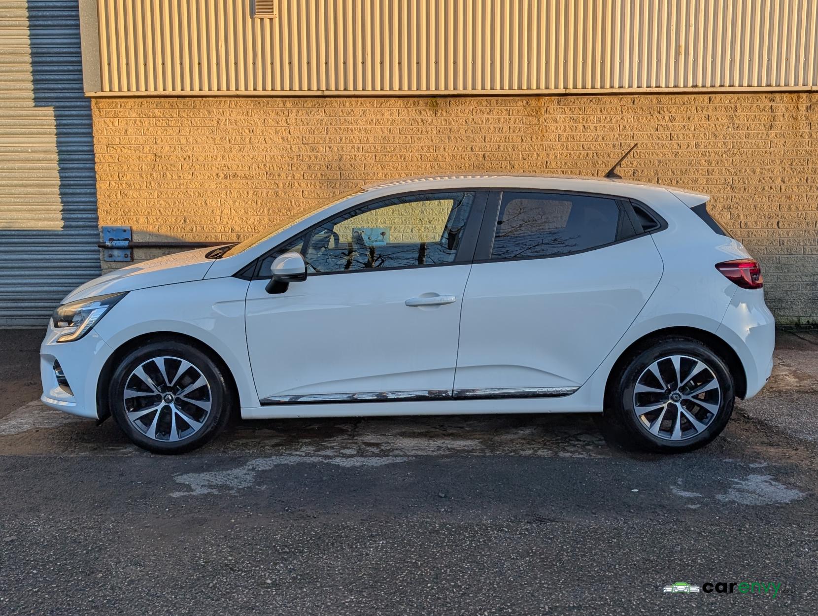 Renault Clio 1.5 Blue dCi Iconic Hatchback 5dr Diesel Manual Euro 6 (s/s) (85 ps)