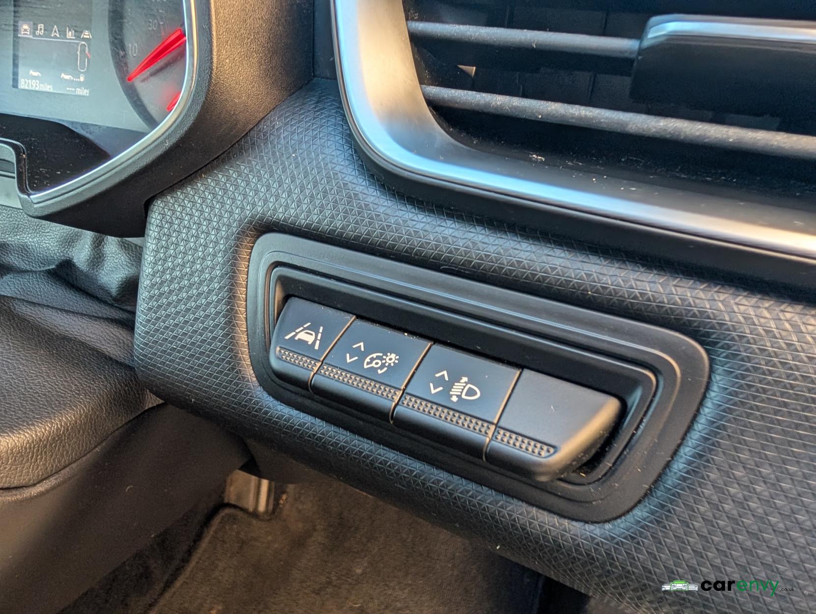 Renault Clio 1.5 Blue dCi Iconic Hatchback 5dr Diesel Manual Euro 6 (s/s) (85 ps)