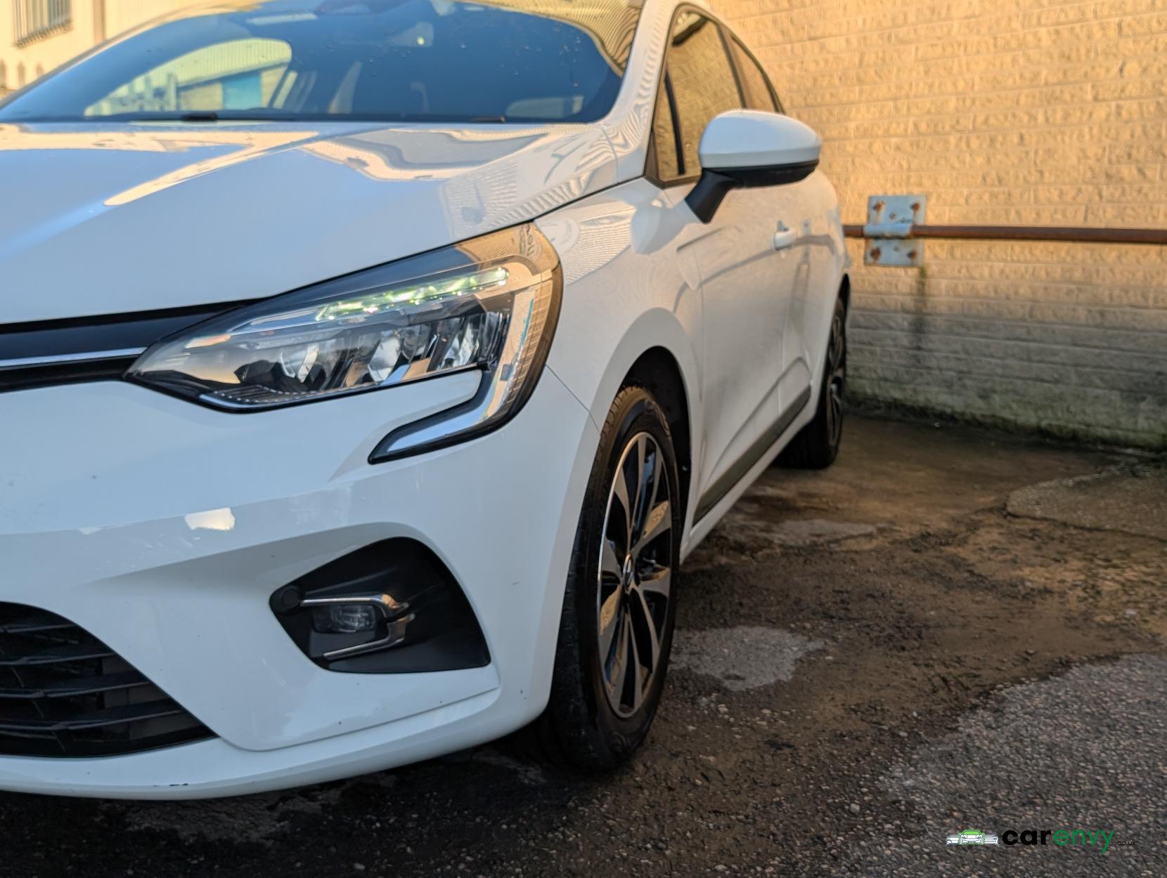 Renault Clio 1.5 Blue dCi Iconic Hatchback 5dr Diesel Manual Euro 6 (s/s) (85 ps)