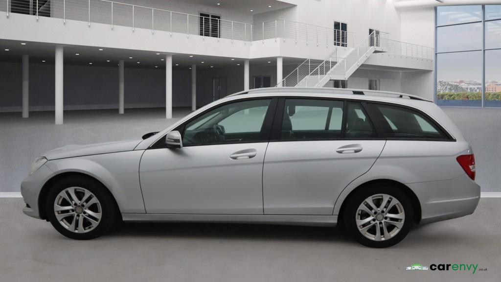 Mercedes-Benz C Class 2.1 C220 CDI Executive SE Estate 5dr Diesel G-Tronic+ Euro 5 (s/s) (170 ps)