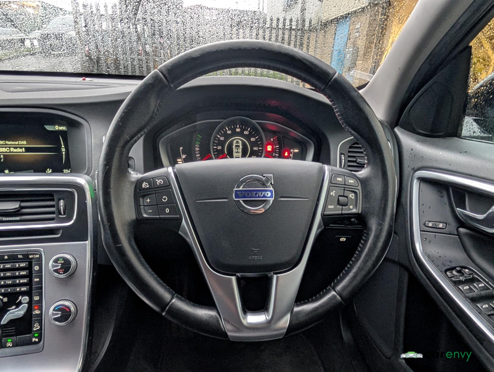 Volvo V60 Cross Country 2.4 D4 SE Nav Estate 5dr Diesel Auto AWD Euro 6 (s/s) (190 ps)