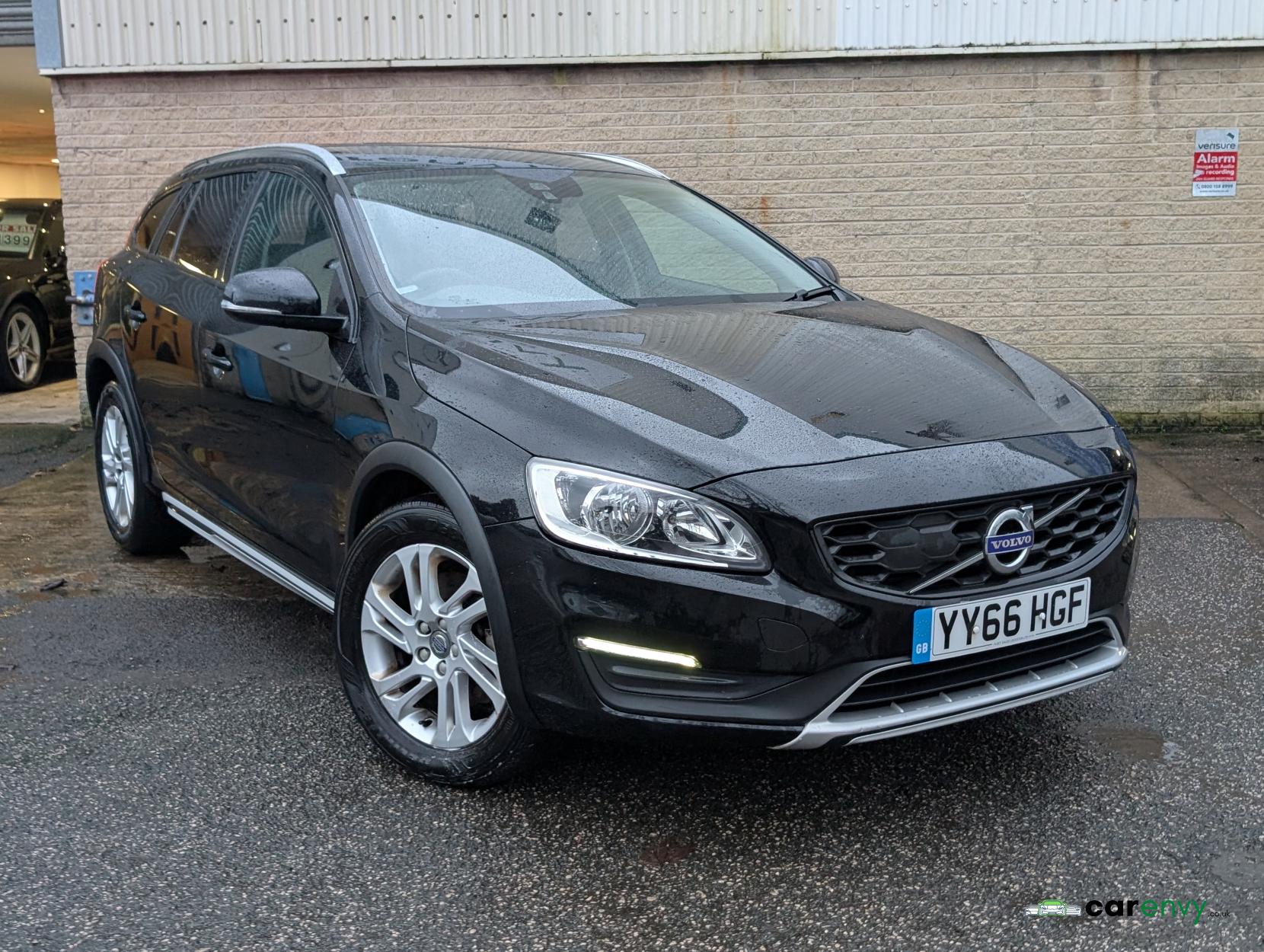 Volvo V60 Cross Country 2.4 D4 SE Nav Estate 5dr Diesel Auto AWD Euro 6 (s/s) (190 ps)