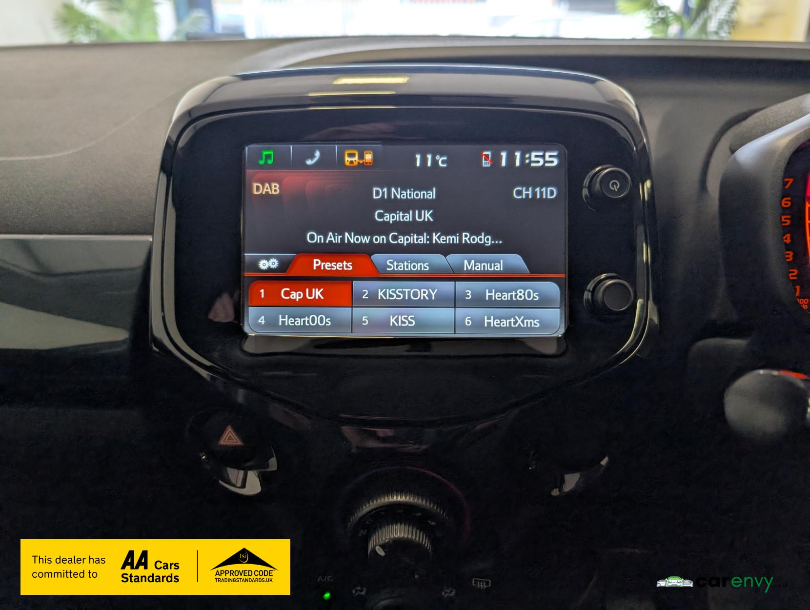 Toyota AYGO 1.0 VVT-i x-pression Hatchback 5dr Petrol Manual Euro 5 Euro 5 (68 ps)