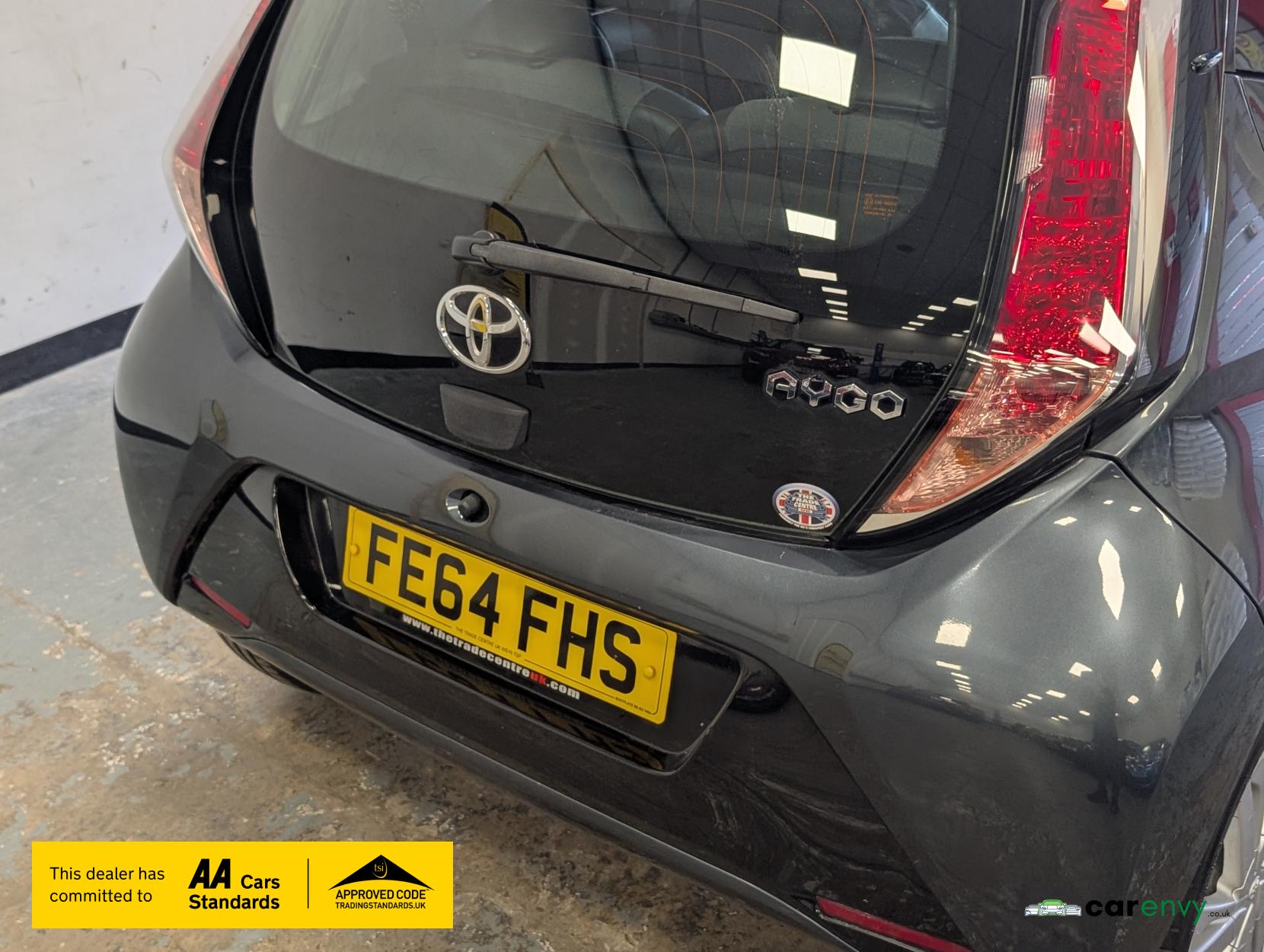 Toyota AYGO 1.0 VVT-i x-pression Hatchback 5dr Petrol Manual Euro 5 Euro 5 (68 ps)