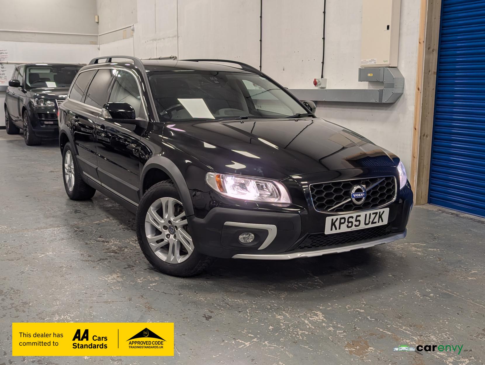 Volvo XC70 2.4 D5 SE Nav Estate 5dr Diesel Auto AWD Euro 6 (s/s) (220 ps)